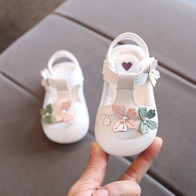 Girls' baby shoes 0-3 years old princess shoes, soft soled anti slip baby sandals, toddlers' walking shoes