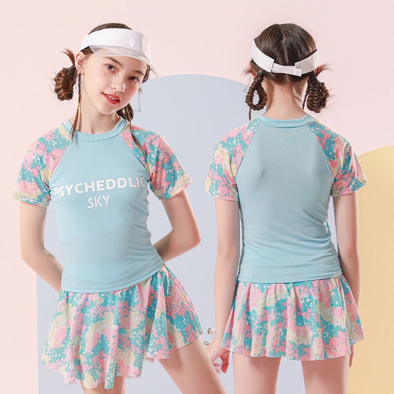 Children's swimwear, girls' split body Western style, small, medium, and large children aged 3-10, sports split body skirt style, girls' hot spring swimsuit, ertongt