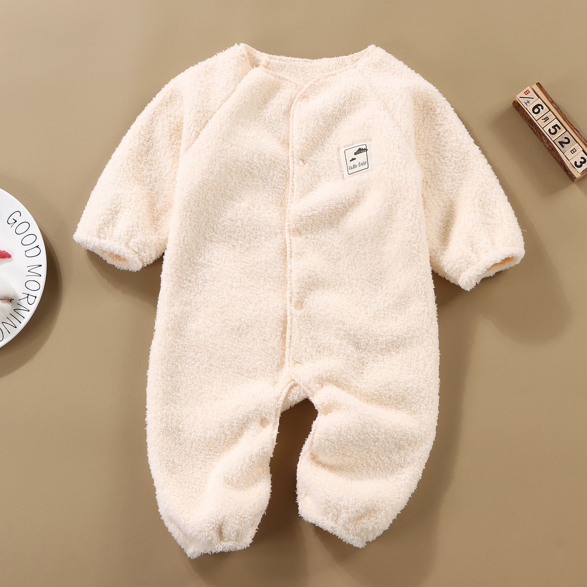 Baby clothes, autumn and winter long sleeved jumpsuit with fleece, crawling clothes, baby's outdoor thick and warm jumpsuit