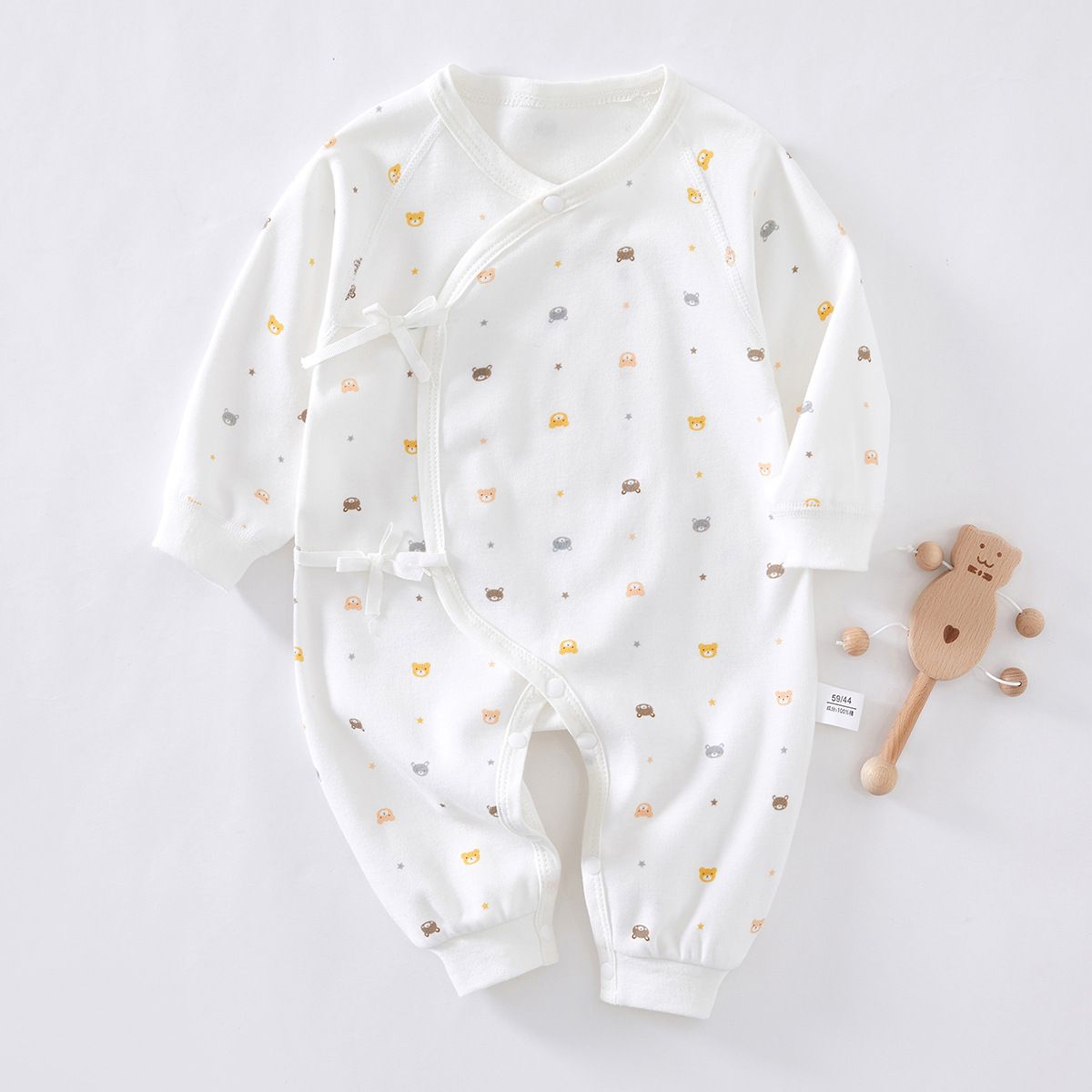 Newborn baby spring and autumn jumpsuit, pure cotton crawling suit, newborn baby monk suit, newborn baby butterfly suit