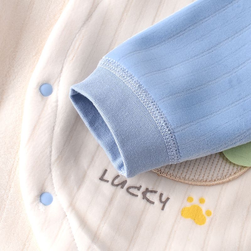 Autumn and winter baby jumpsuit, boneless baby gown, male and female baby side breasted butterfly jacket with fleece insulation jumpsuit