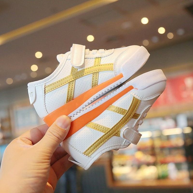 Spring and Autumn Children's New Color blocked Single Shoes, Boys' Sports Shoes, Casual White Shoes, Baby Soft soled Non slip Board Shoes