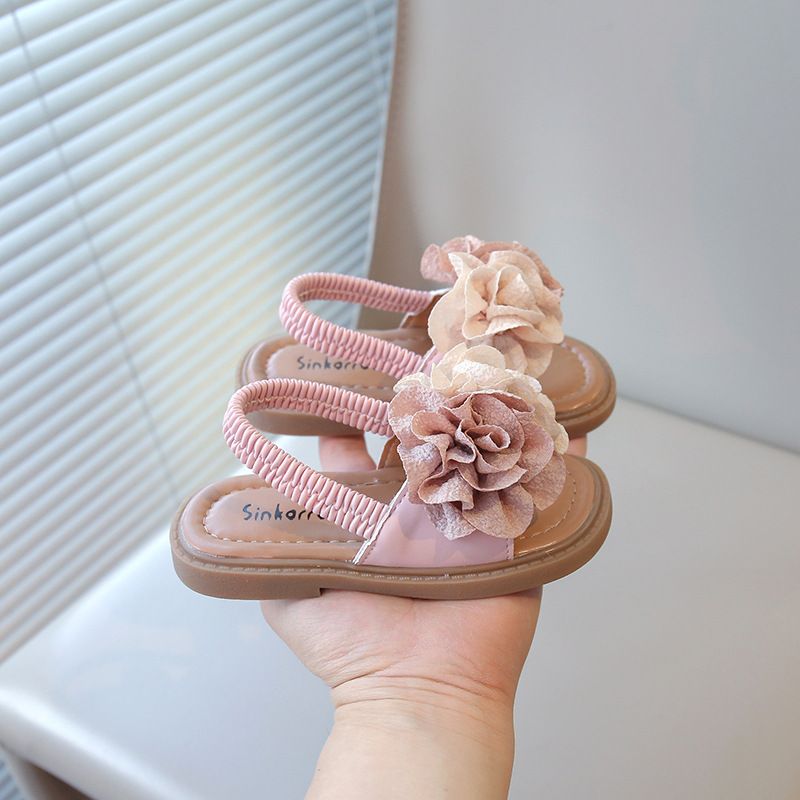 Girls' Sandals, Western Princess Shoes, Summer New Collection, Flower Decoration, Baby Soft Bottom, Open toed Beach Shoes, Trendy