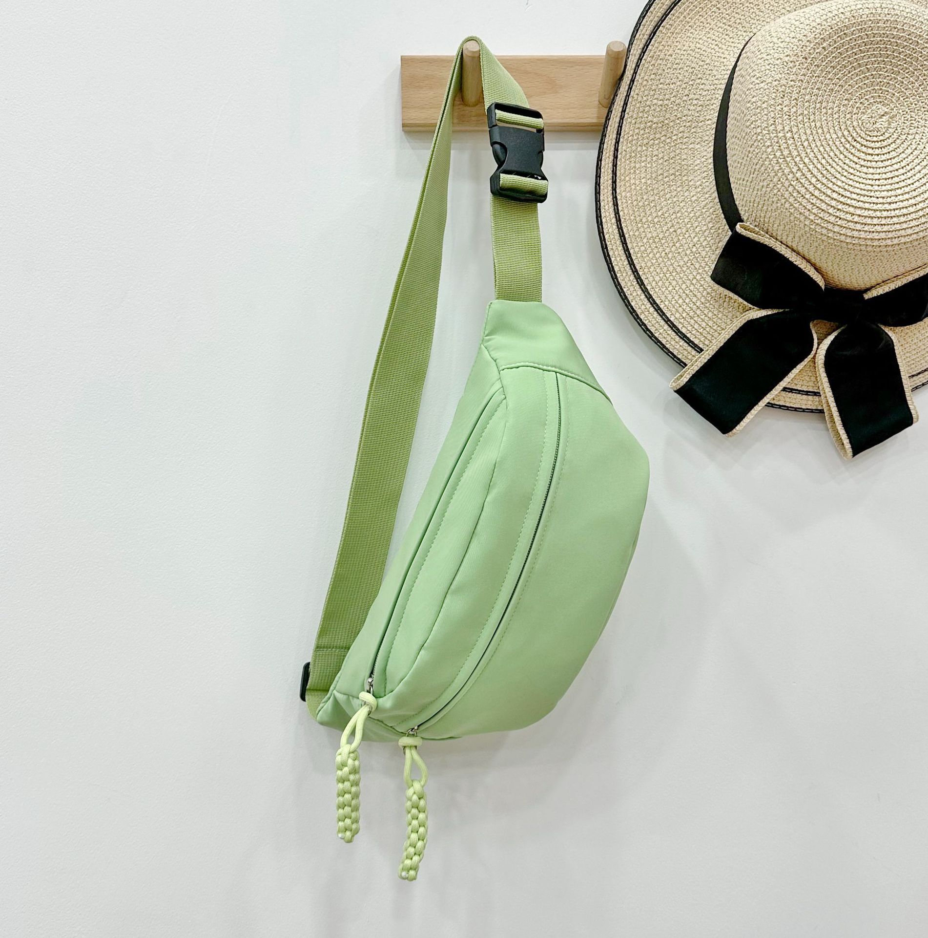 Chest bag, crossbody bag, women's casual simple single shoulder small shoulder bag, new fashionable mobile phone bag, hundred waist bag, men's bag