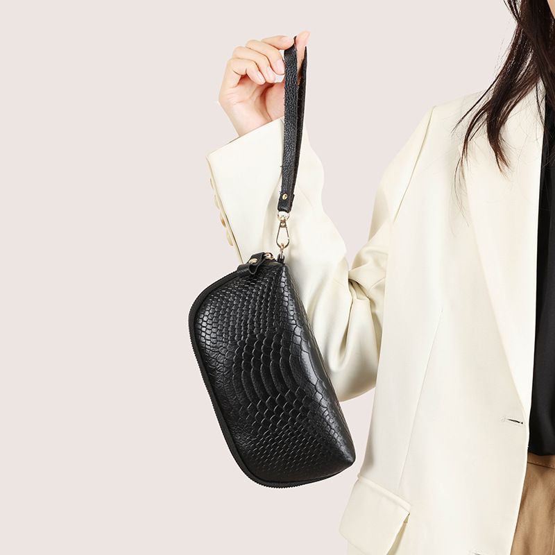 Ladies' Crocodile Pattern Genuine Leather Handbag New Long Zipper Phone Head Cover Leather Wallet