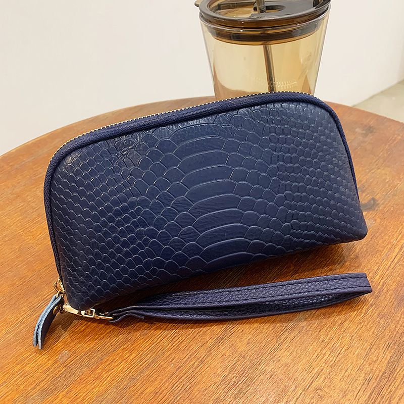 Ladies' Crocodile Pattern Genuine Leather Handbag New Long Zipper Phone Head Cover Leather Wallet