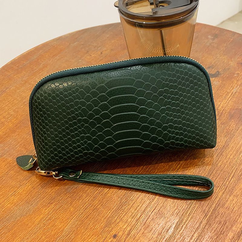 Ladies' Crocodile Pattern Genuine Leather Handbag New Long Zipper Phone Head Cover Leather Wallet