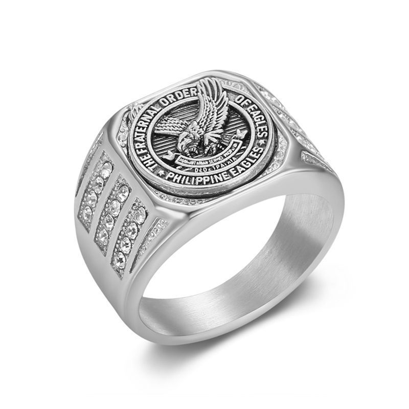 Men's titanium steel never fading ring, stainless steel vacuum gold-plated diamond inlaid eagle domineering men's ring