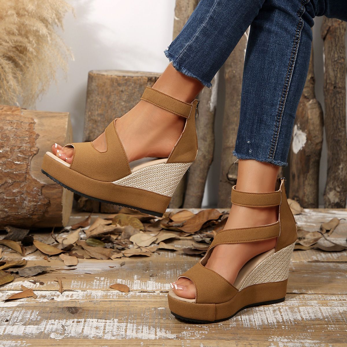 Large size women's fish mouth out, back zipper high-heeled sandals, wedge heel sandals, European and American out, back zipper high-heeled shoes, women's shoes