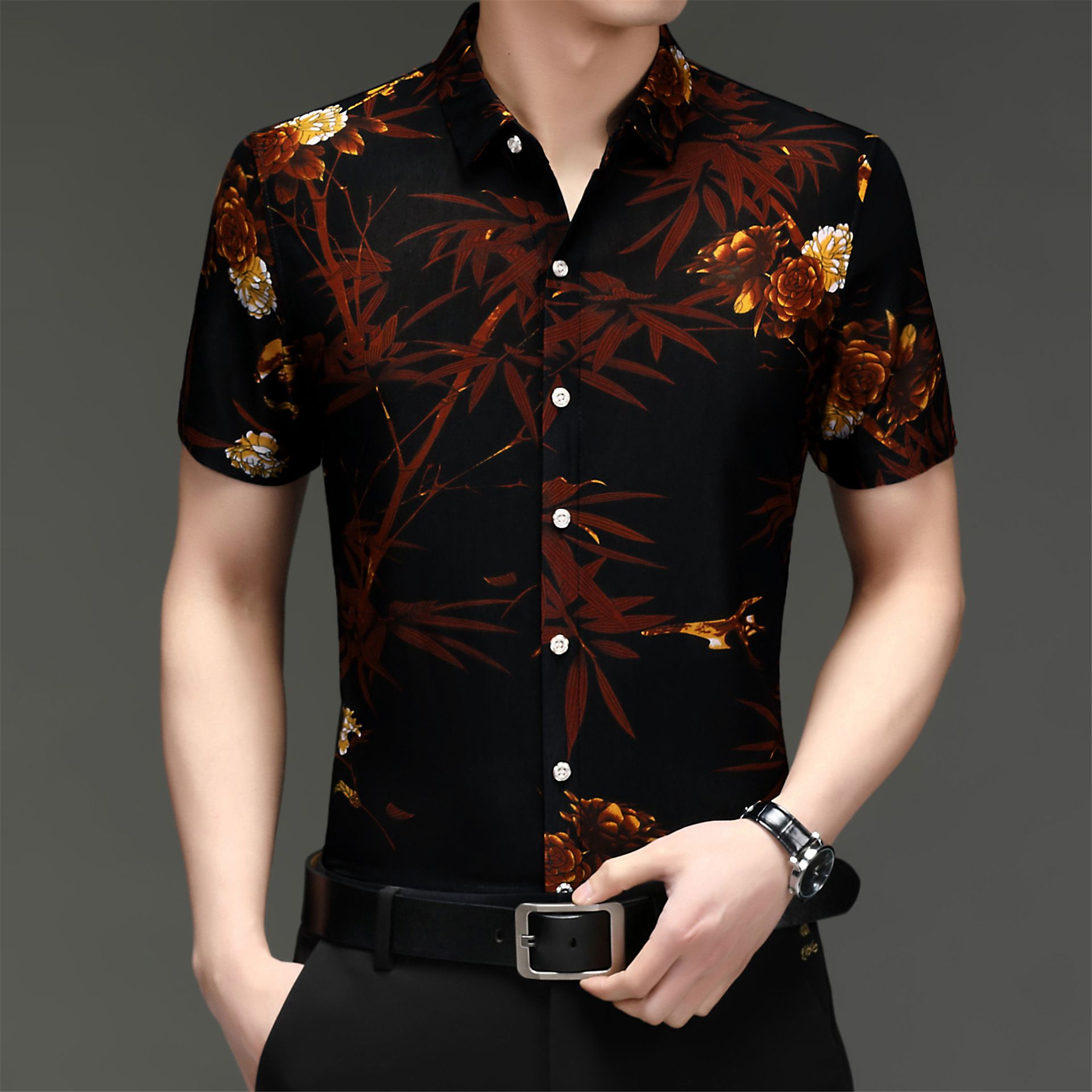 New men's summer business short sleeved shirt with fashionable retro printed short sleeved shirt for men's wear