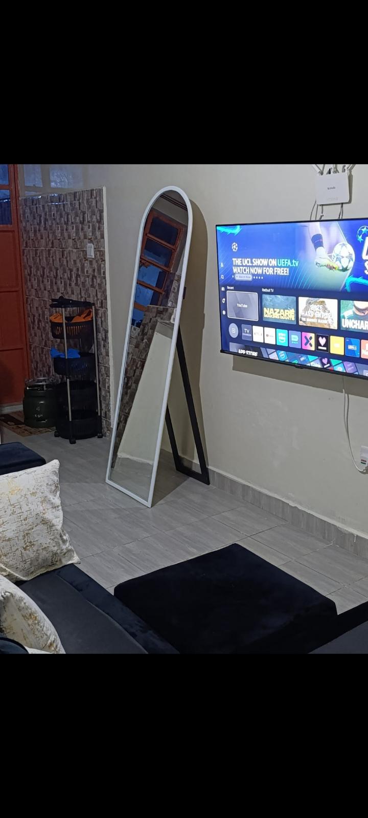 Modern Arched Full-Length Standing Mirror with Stand – whiteFrame (168 × 46 cm)