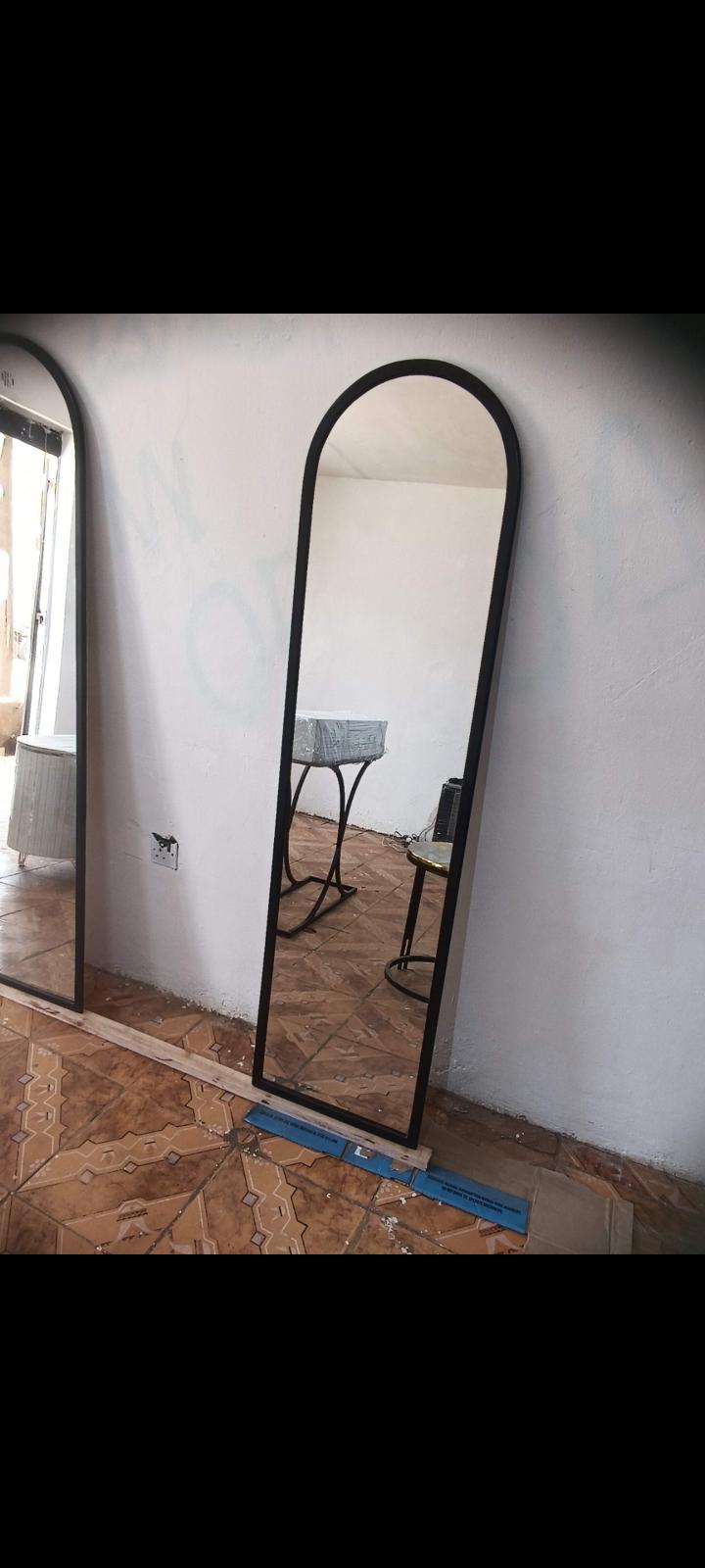 Elegant Arched Floor Mirror with Stand – Full Body Dressing Mirror (168 × 46 cm)