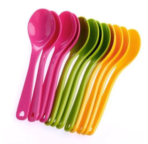 DEAL MOTO MOTO!!!   BPA Free plastic. 12 pcs high quality kitchen Portable coloured baby spoons