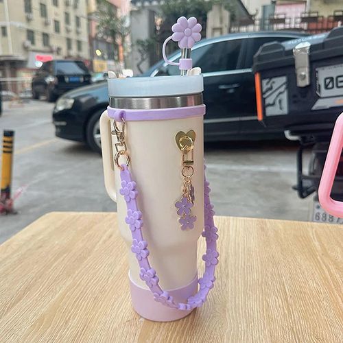 8pcs Accessories Set 2 Spill Proof Stopper ，1 straw cover, 1 heart-shaped gold patch, 1 silicone rope, 1 silicone ring, and 1 baseand 1 Flower Charm Chain for Stanley Cup