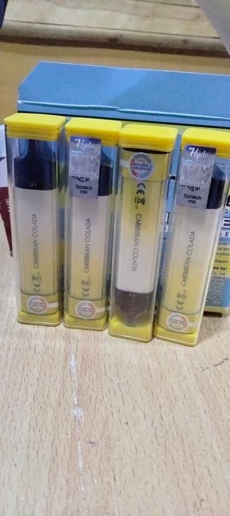 CARIBEAN COLADA  with this sleek 4000-puff, rechargeable vape. Prefilled and draw-activated, it's perfect for smooth, icy banana flavor all day. ON OFFER , CLEARANCE SALESON