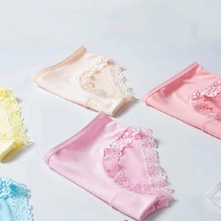 3 PCS Bbreathable Women's Underwear Soft Lightweight And Dry Women's Clothing Solid Color Women's Lace Lingerie New Milk Silk Panties Woman Clothes