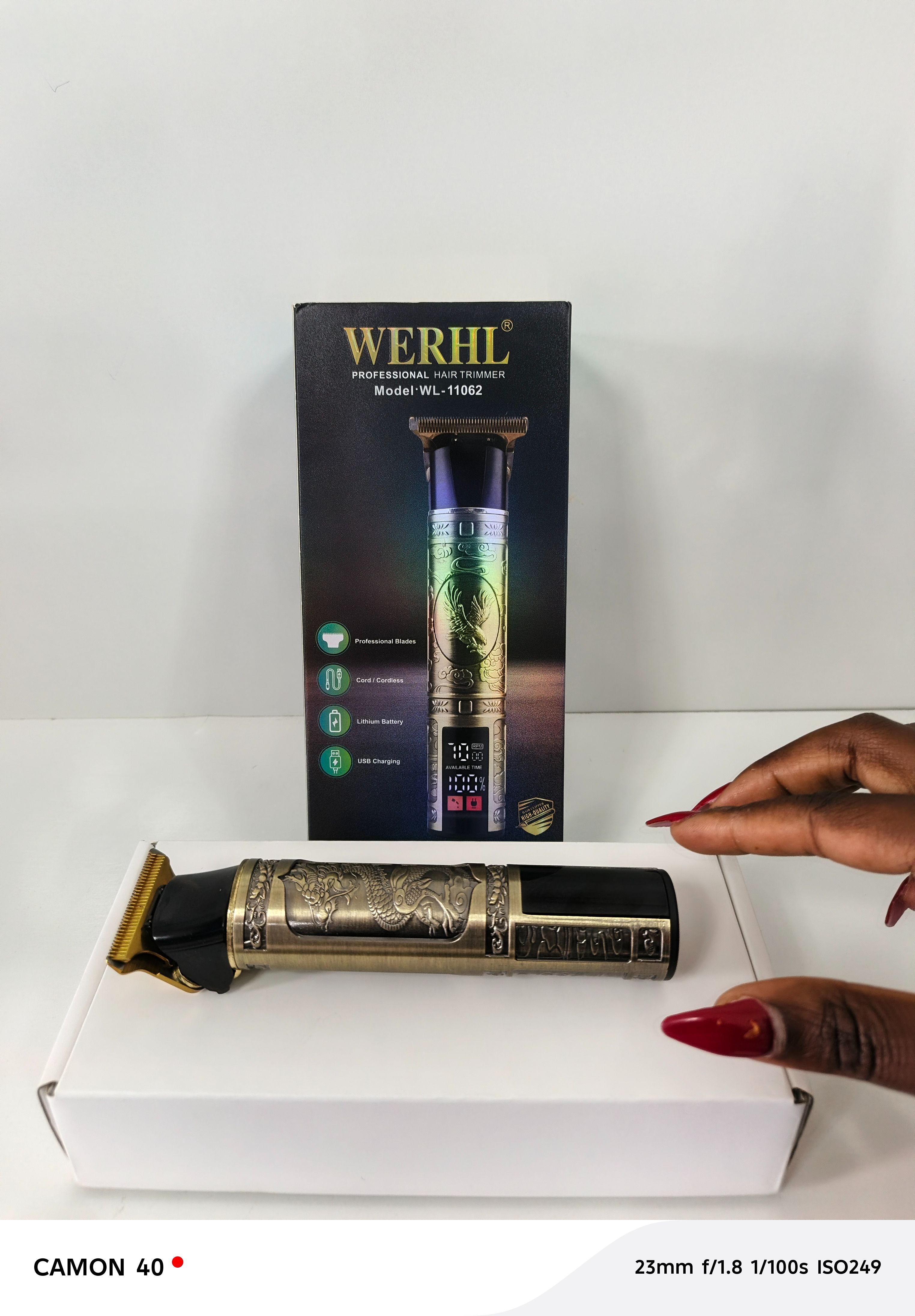 WERHL WL-11062 PROFESSIONAL HAIR TRIMMER WITH DISPLAY SCREEN | RECHARGEABLE ELECTRIC SHAVER CLIPPER | LOW NOISE STAINLESS STEEL BLADES | ERGONOMIC METAL BODY | BARBER & HOME GROOMING KIT