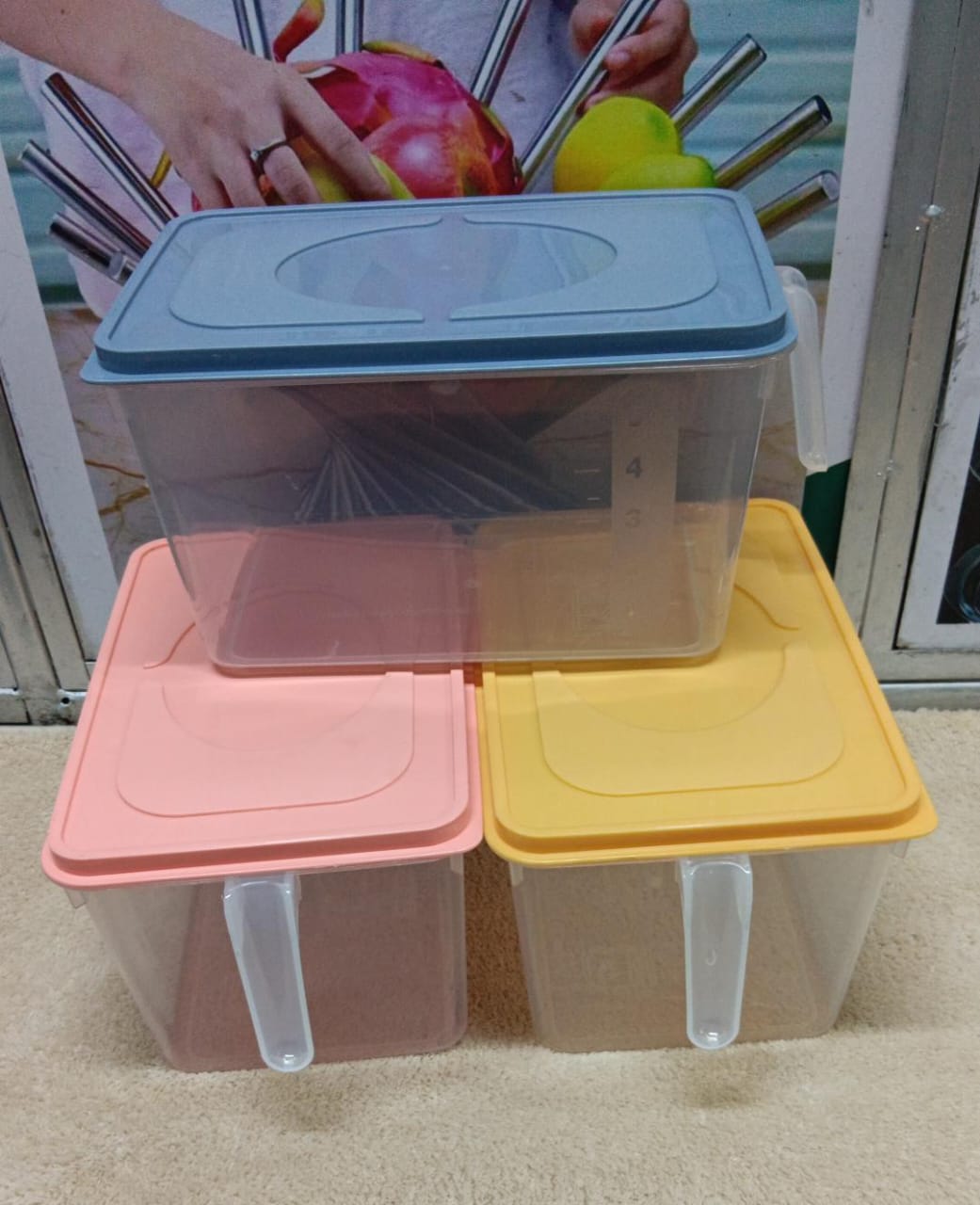 🧊 3-Piece Fridge Storage Containers – Large Transparent Plastic Boxes with Handles & Airtight Lids (Blue, Pink, Yellow) for Kitchen Organization