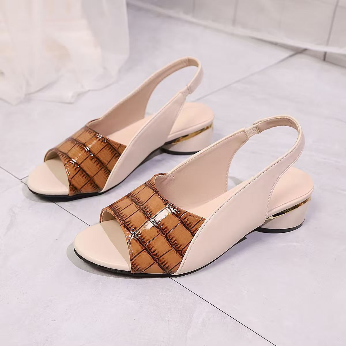 Tiptoe Chunky Heels – Stylish Ladies High-Quality Heeled Shoes – Elegant & Comfortable Women’s Fashion Footwear – Normal Fit, Durable Design – Fully Restocked in All Colors – Sizes 37–43