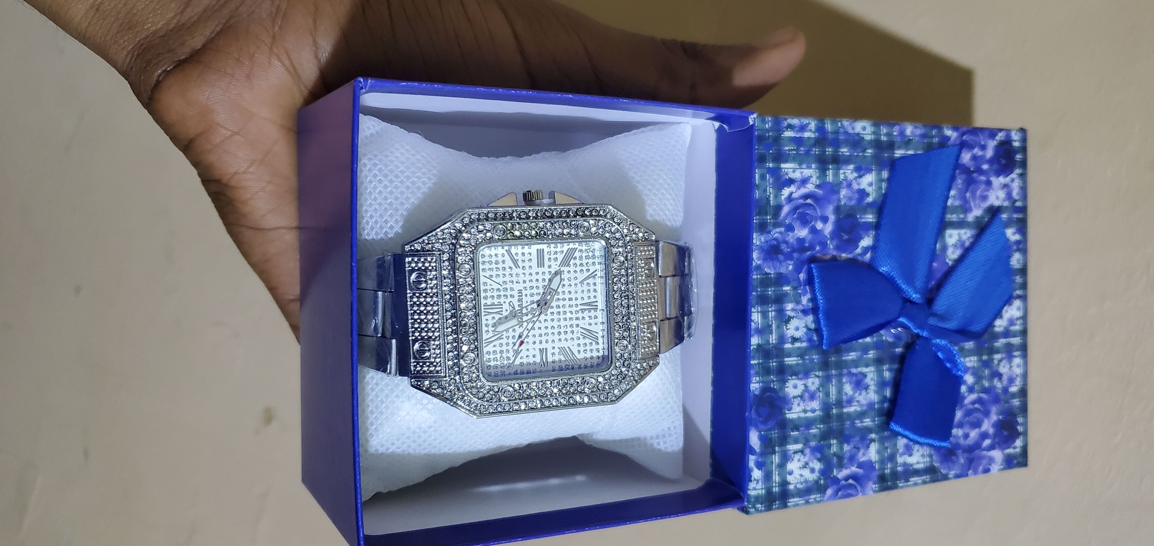 Men’s Iced Out Luxury Wrist Watch – Fully Blinged Stainless Steel Quartz Timepiece with Diamond-Inspired Crystals, Adjustable Strap, Premium Gift Box – Perfect Gift for Him, Casual or Party Wear