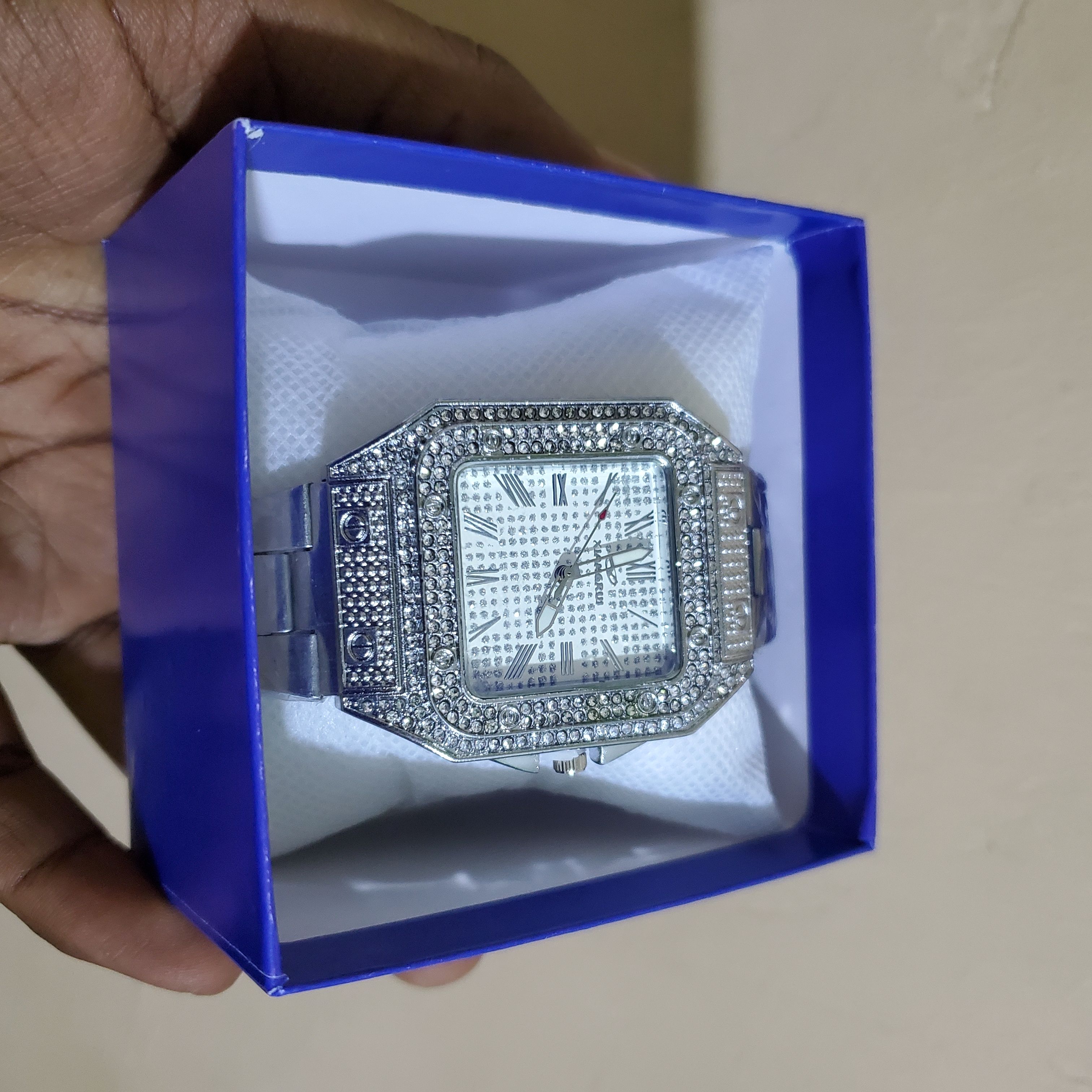 Men’s Iced Out Luxury Wrist Watch – Fully Blinged Stainless Steel Quartz Timepiece with Diamond-Inspired Crystals, Adjustable Strap, Premium Gift Box – Perfect Gift for Him, Casual or Party Wear