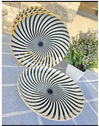 6PCS Modern Ceramic Dinner Plates Set – Elegant White & Bold Black for Stylish Dining – Durable, Microwave & Dishwasher Safe – Perfect for Home and  Restaurants