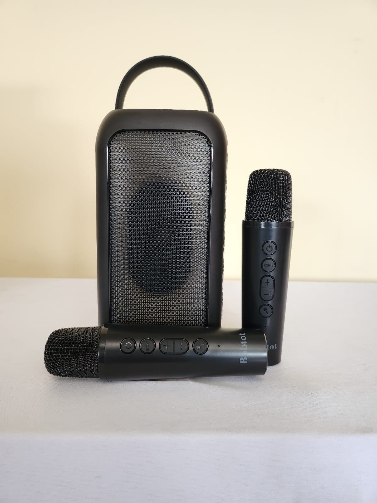 Bobtot EP20T Mlio Portable Karaoke Speaker With 2 Microphones Small Home Outdoor Bluetooth Speaker Wireless Subwoofer