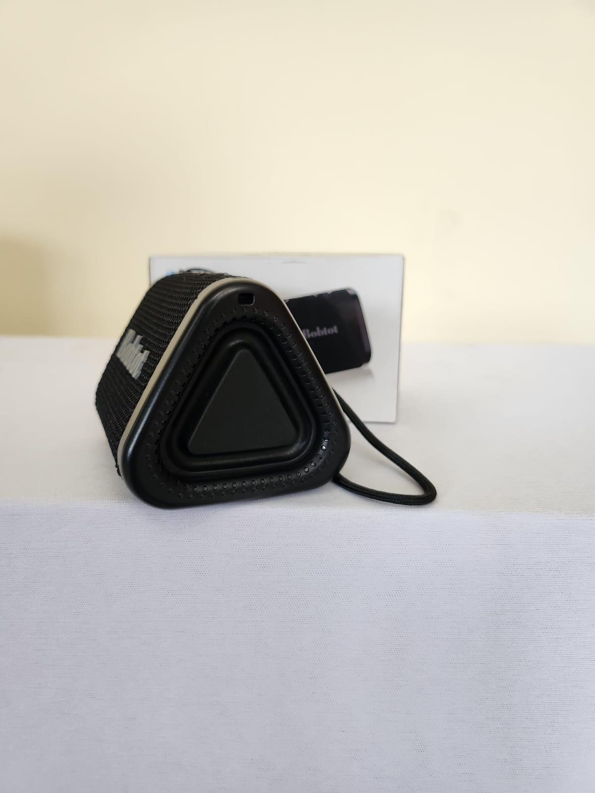 Bobtot ET2240A Beauty Portable Bluetooth Speaker Small Home Outdoor Bluetooth Speaker Wireless Subwoofer