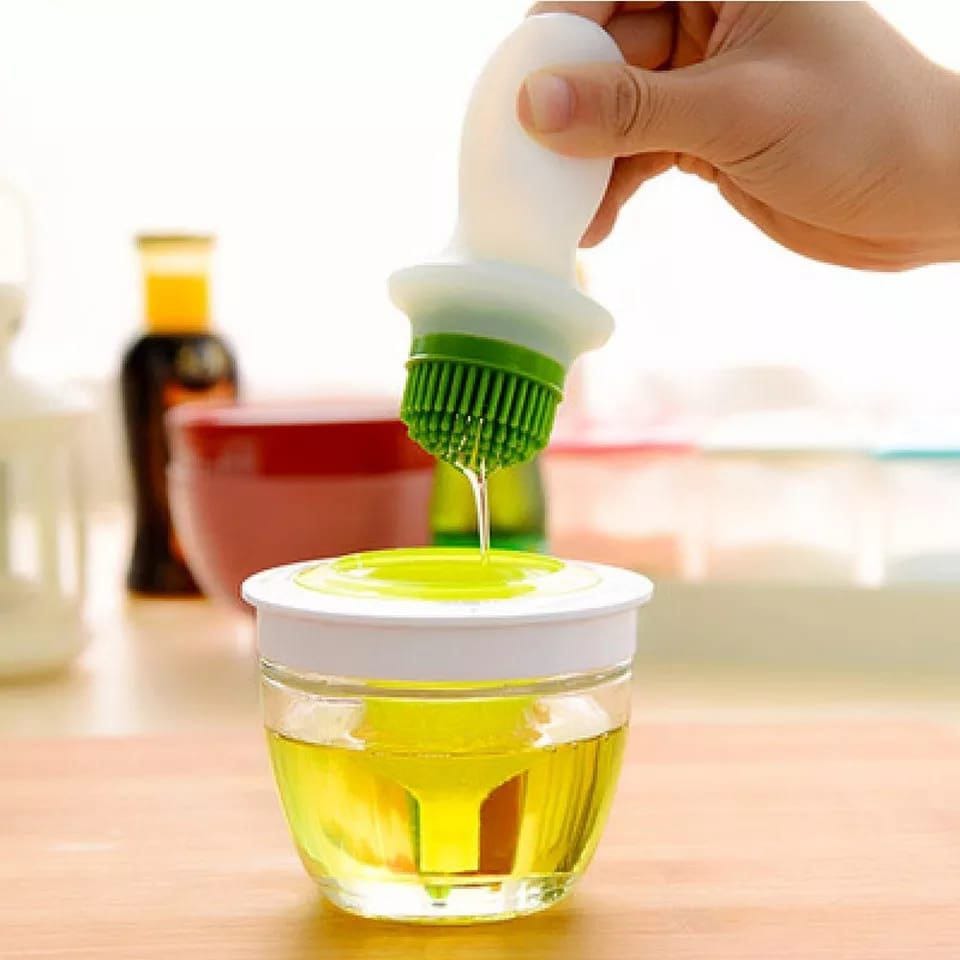 Silicone Oil Brush & Glass Oil Dispenser Jar Set – Heat-Resistant BBQ Basting Brush with Leakproof Oil Bottle for Cooking, Baking & Grilling