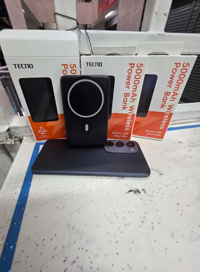 FLASH SALE DEALS!! Tecno Wireless 5000mAh Powerbank - Type-C & Micro-USB Inputs, Fast Charging , Lightweight & Portable, Sleek Design - Powerbanks