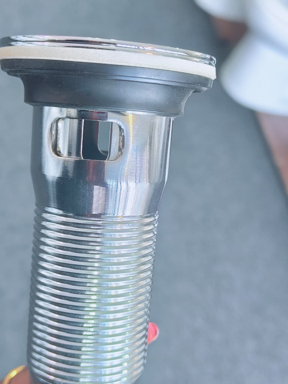 WK Bathroom Cabinet Sink Plug-Chrome Plated Handwash Basin Sink  Rotating Stainless Steel Drain with Overflow K-X420L