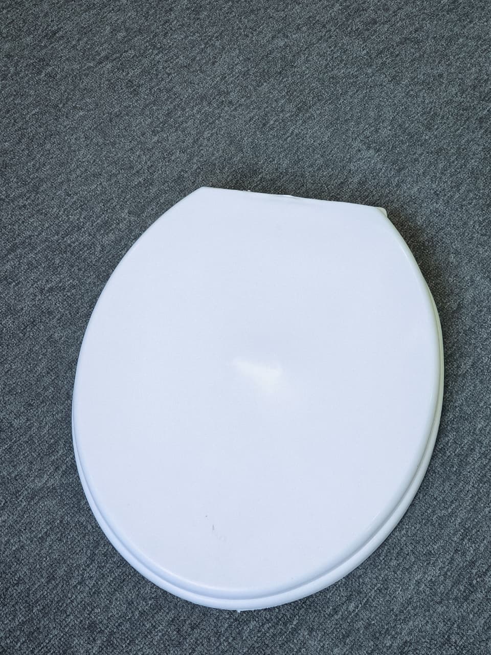 Kensplastic Durable PVC Soft Toilet Seat Lid/Cover K-T402 with Toughened Construction