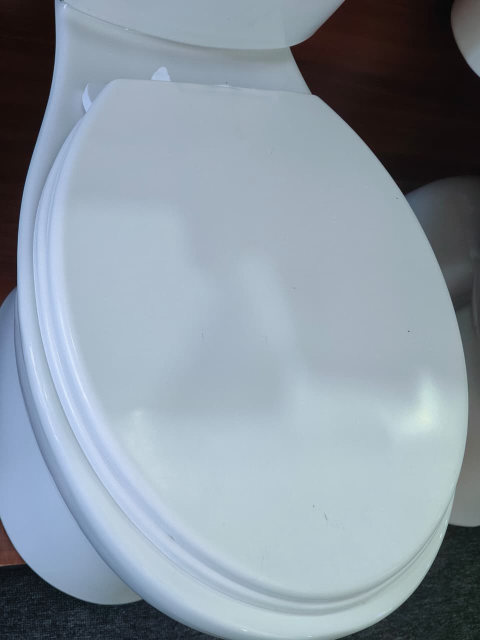 Kensplastic Durable PVC Soft Toilet Seat Lid/Cover K-T402 with Toughened Construction