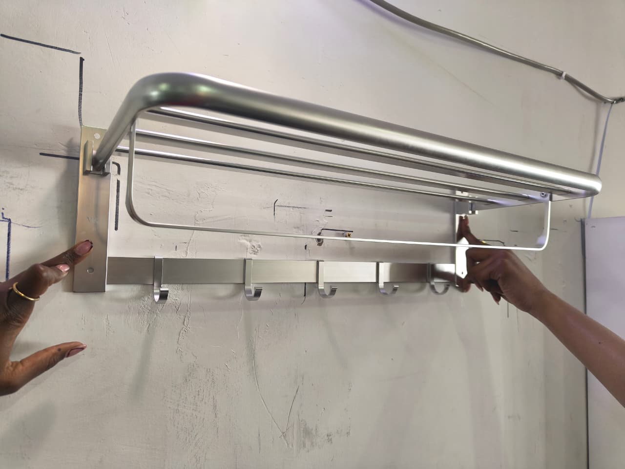 55cm Grey/Silver Aluminium WK Wall-Mounted Double Layered Multi-Bar Bathroom Towel Holder KG916-1/g916S-1 with Rack Hanger Hooks.