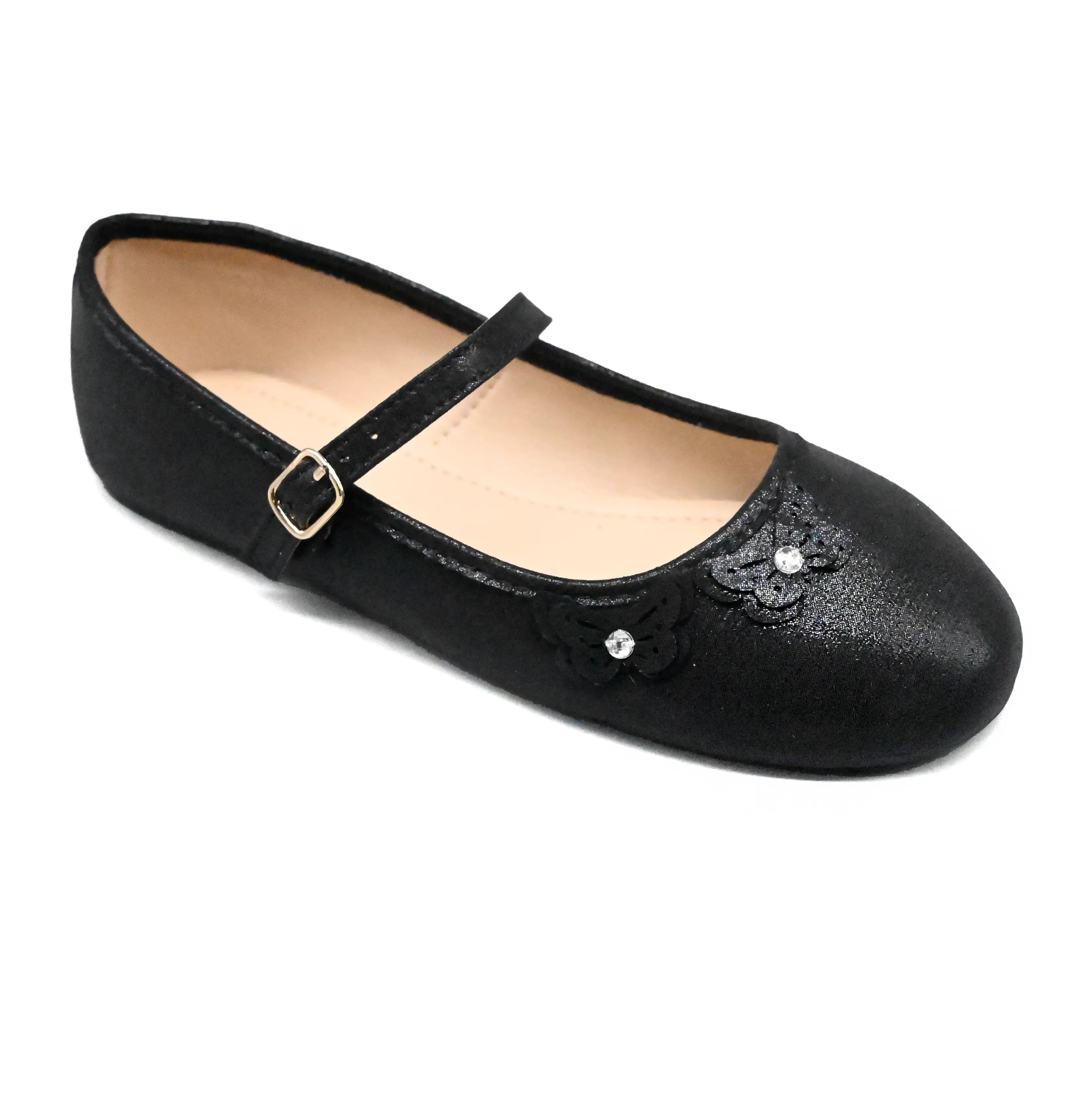 UMOJA Buggies Kendal Kids Shoes by Umoja – Gold & Black Glitter Mary Janes with rhinestone butterfly/floral detail & adjustable buckle. Elegant, comfy & stylish for parties & special occasions.