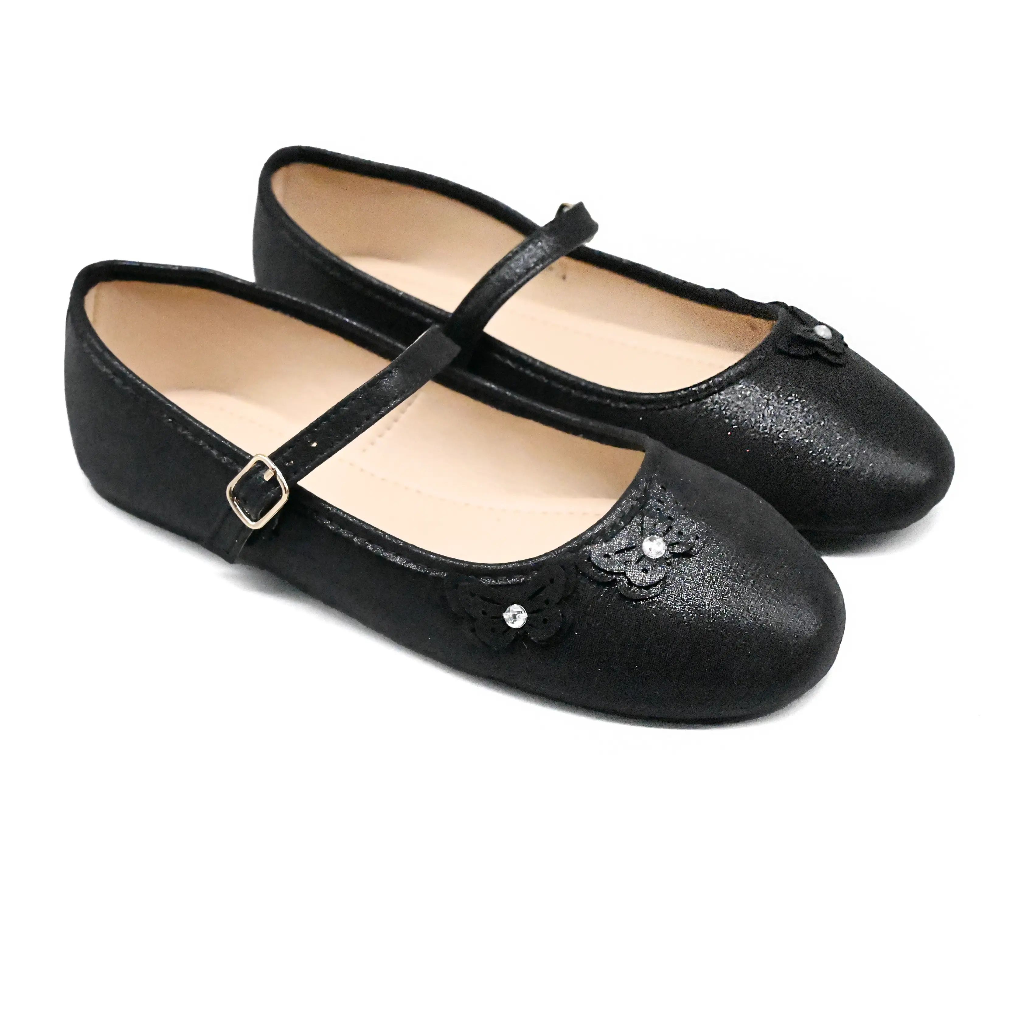 UMOJA Buggies Kendal Kids Shoes by Umoja – Gold & Black Glitter Mary Janes with rhinestone butterfly/floral detail & adjustable buckle. Elegant, comfy & stylish for parties & special occasions.