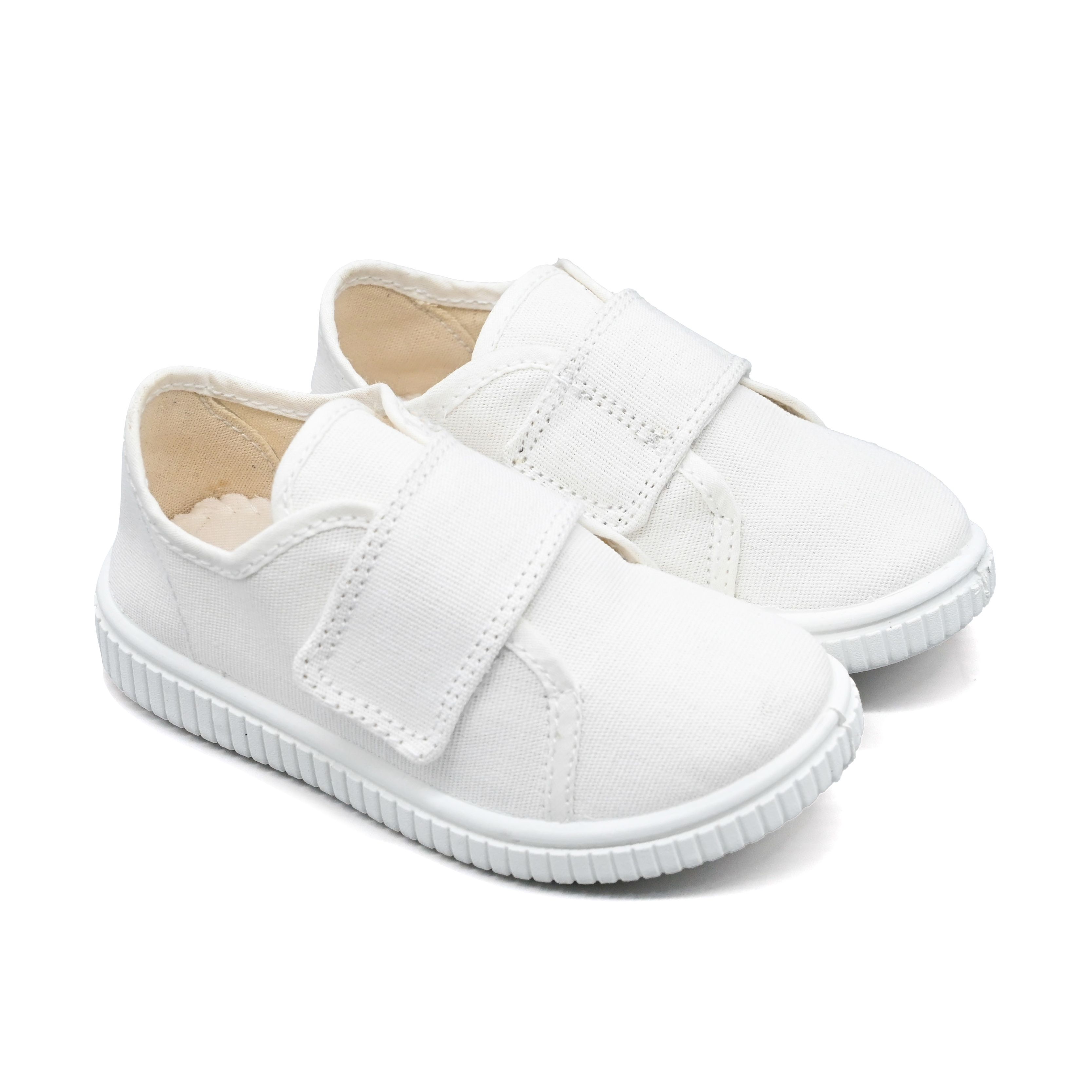 UMOJA Buggies Koby Kids Shoes by Umoja – White & Black Canvas Velcro Sneakers | Comfortable, Durable & Stylish Everyday Footwear for Playground, Casual Outings & Park Adventures.
