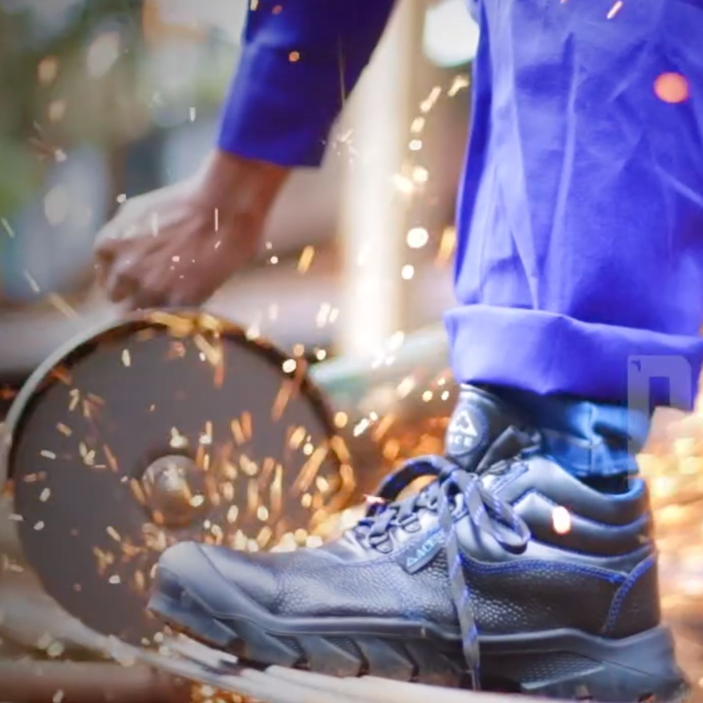 UMOJA Ace Mamba Men's Shoes Safety Shoes – Royal Blue - Water Resistant Leather Upper, Breathable Polyester Rice Mesh Lining, Dual Density P.U. Outsole, Steel Toecap For 200J Impact, S2 SRC. Men shoes