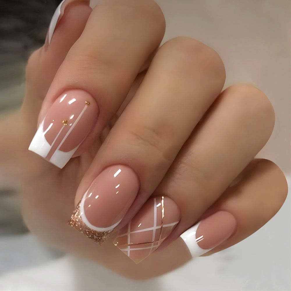 24Pcs/Set Short French Wearing Fake Nails Art Pink Gentle Girl Glitter Pearlized Press on Nail Tips Cute Natural Sweet Ins Style