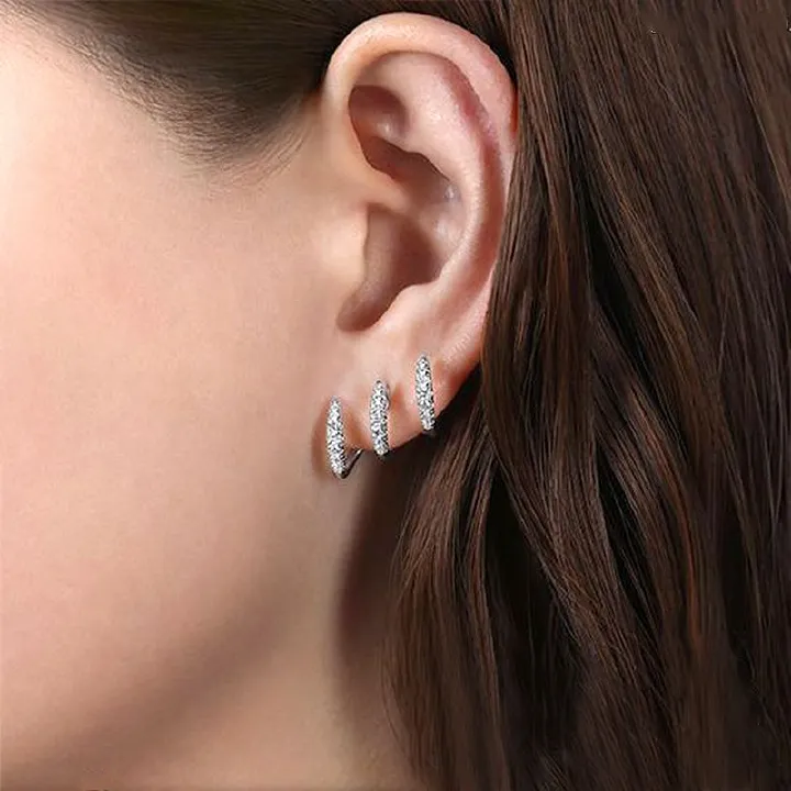 New ear-pierced earrings with diamond inlays, designed in a TikTok minimalist style, featuring three layers of arc-shaped stud earrings