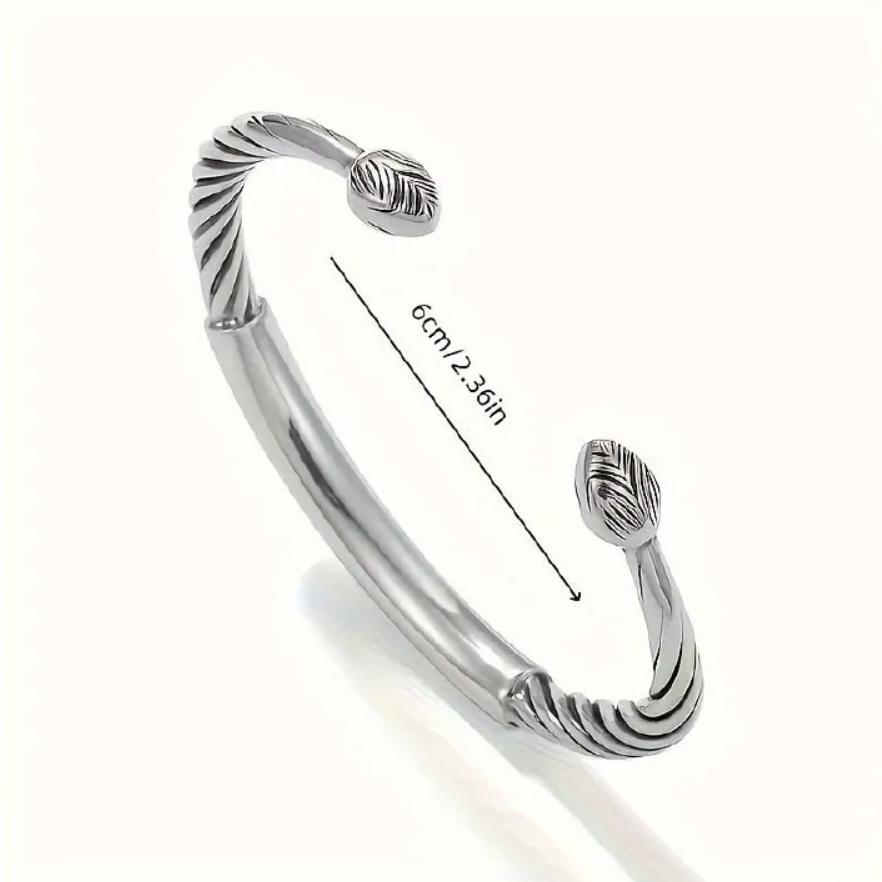 Six-word true mantra alloy bracelet for men, personalized Heart Sutra open bracelet, vintage twisted wire wristband, men's bracelet in Thai silver color