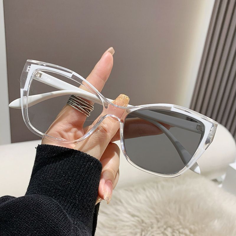 1pc Elegant Full Rim Cat Eye Non-Prescription Clear Lens Glasses, Plastic Frame with Metal Hinge, Stylish Transparent Eyewear for Women and Men