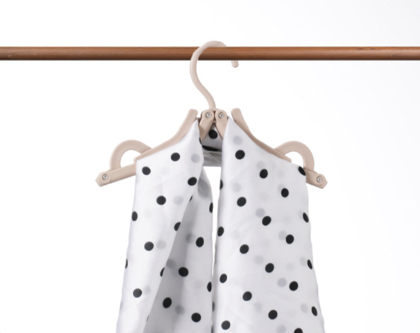 10pcs Portable Folding Hangers with Anti-Slip Grip - Durable Plastic, Ideal for Travel & Home Use,Bedroom Special Storage Clothes Hanging