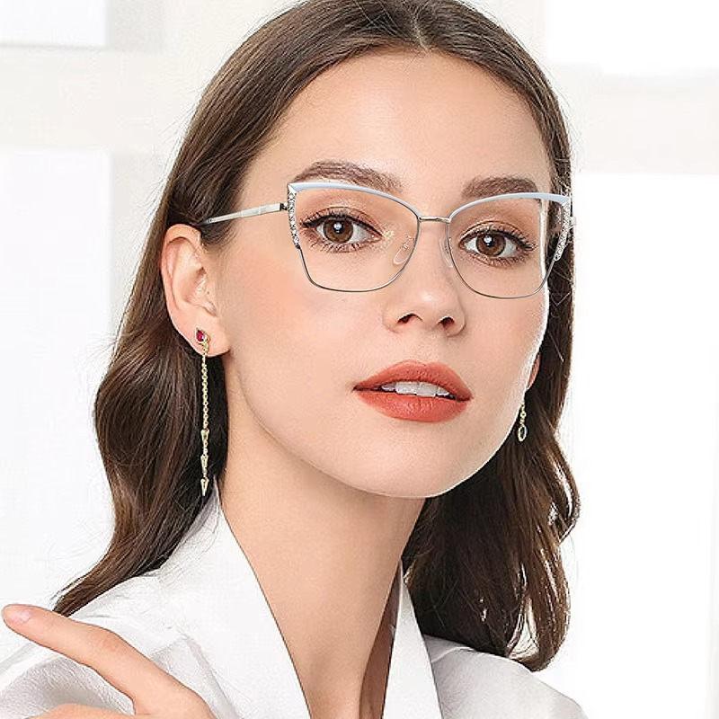 Fashion Cat Eye Flat Light tide ultra Light Frame Retro Photochrom Anti-blue Glasses Metallic Color-changing Glasses