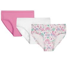 6 Pcs Girls Cotton Panties – Assorted Cartoon & Plain Designs, Comfortable Breathable Underwear, Ages 5–10 Yrs – Durable & Soft