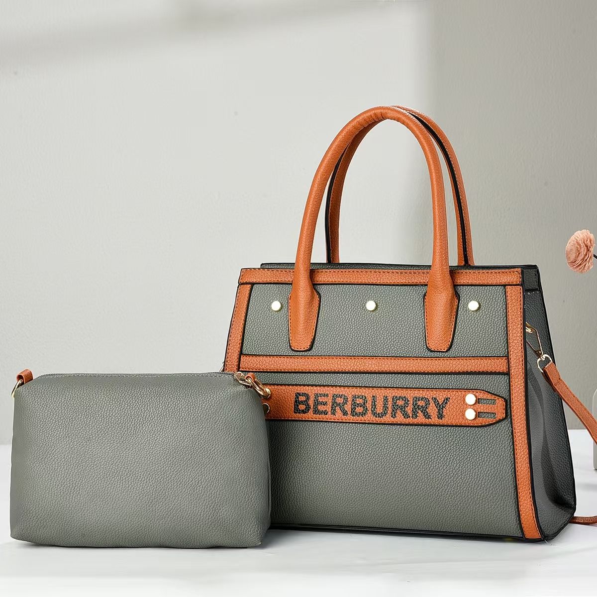 🔥 LUXURY CLASSIC!!! Women’s High-Quality Berburry-Style Handbag – Elegant Timeless Fashion Bag. Classic, timeless design perfect for work, events, and everyday sophistication.