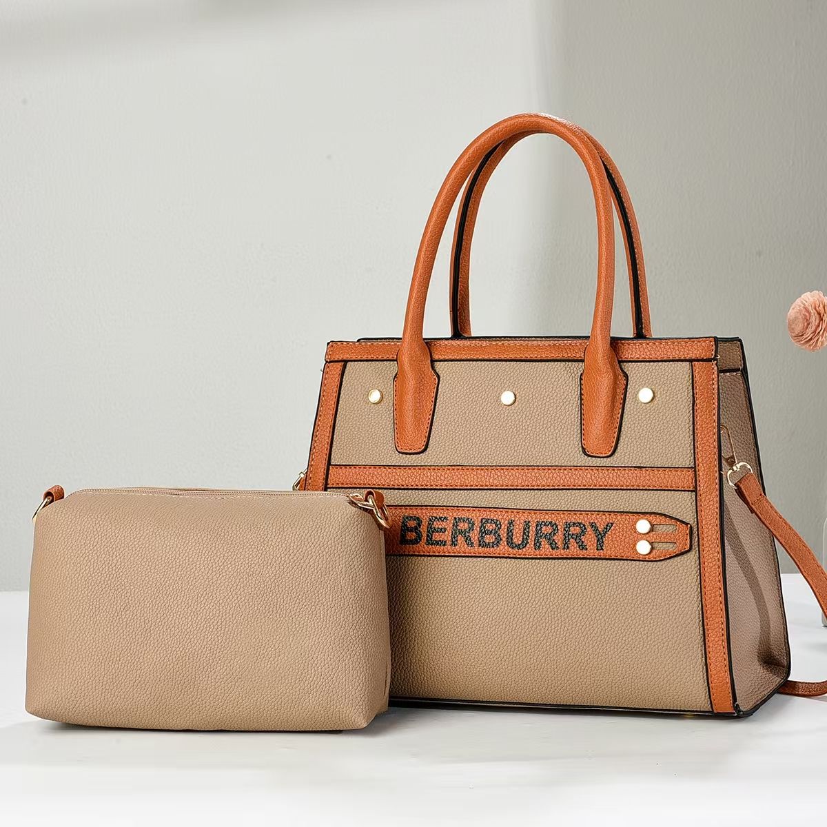 🔥 LUXURY CLASSIC!!! Women’s High-Quality Berburry-Style Handbag – Elegant Timeless Fashion Bag. Classic, timeless design perfect for work, events, and everyday sophistication.