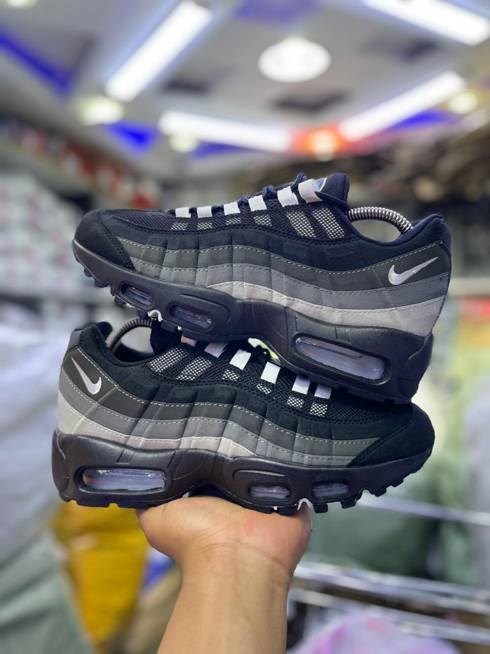 ✨✨Air Max 95 – Fashionable & Durable Sneakers ✨ Limited pairs available  grab yours now!✨✨