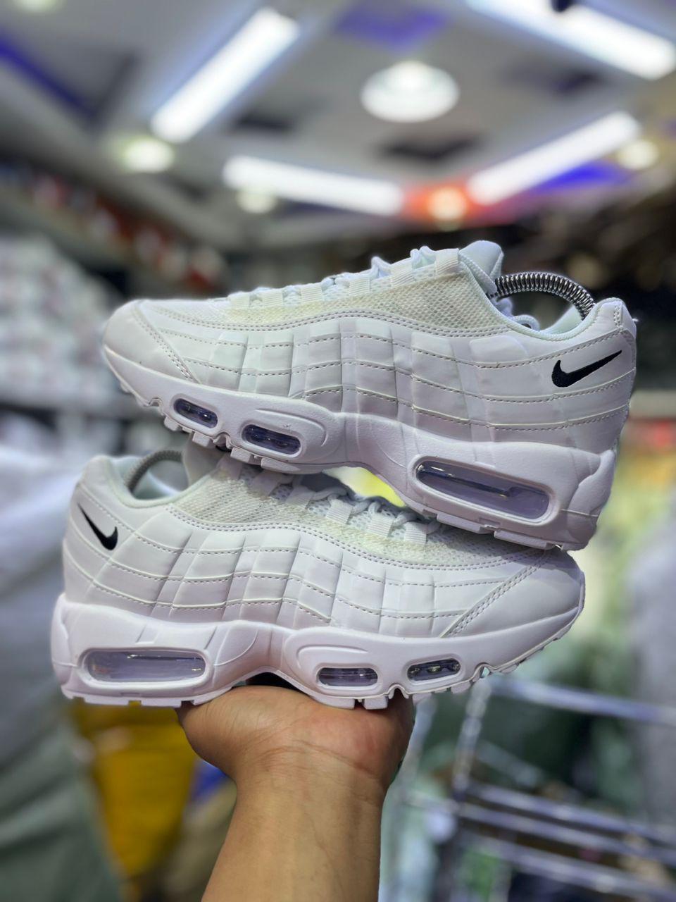 ✨✨Air Max 95 – Fashionable & Durable Sneakers ✨ Limited pairs available  grab yours now!✨✨