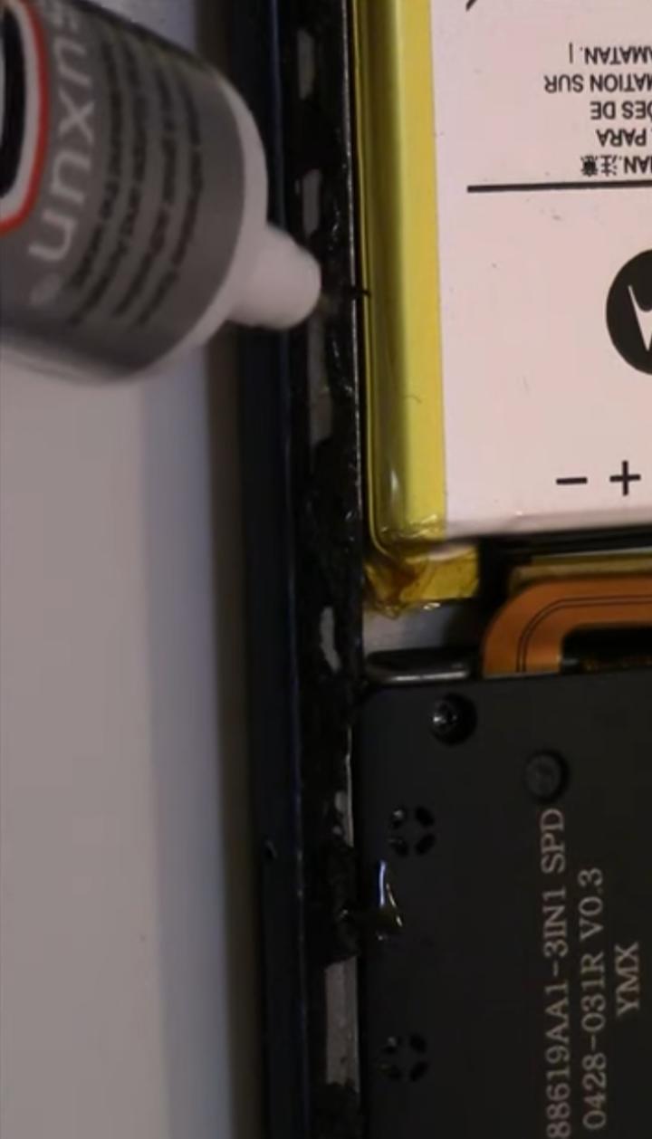 YZ T-7000 phone LCD screen sticker/repair glue. Safe for back glass cover reattaching and crack screen replacements.